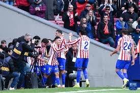 王祉怡2-0轻取因达农 两连胜跻身总决赛四强