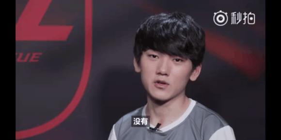 他通过两次